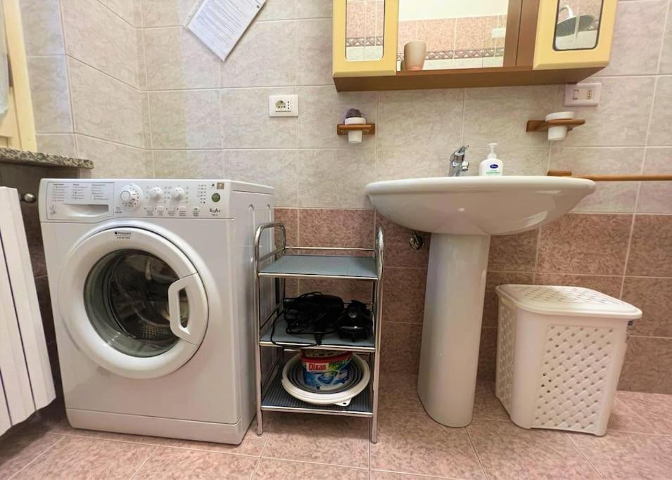Apartment Casa Oltrepo Comoda Silenziosa E Parcheggio Interno